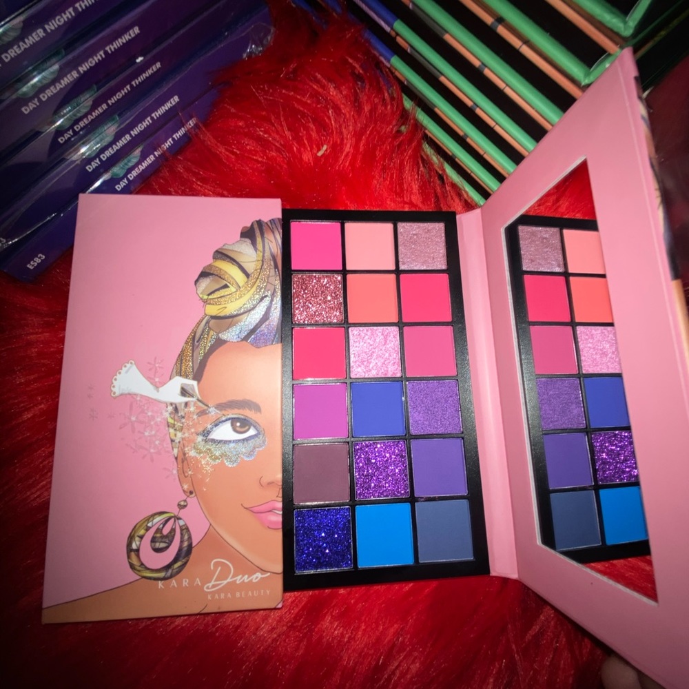 Makeup - Picture 4 of 4